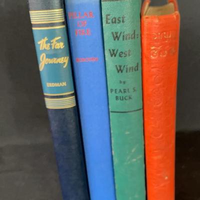 4 Vintage Hardback Books
