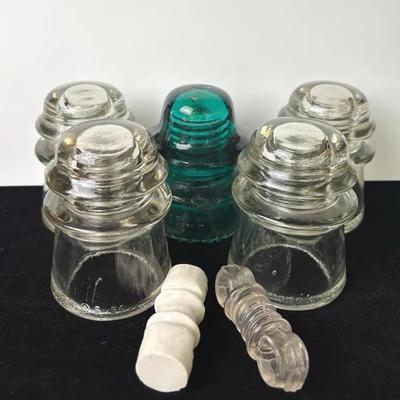 4 Clear Glass Armstrong’s No 2 Insulators * 1 Aqua Brookfield Insulator * Strain Insulators