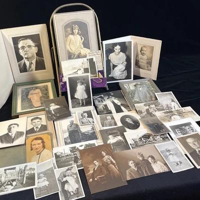 Rare Victorian Photo Stand & 35+ Very Old Black & White Photos * 1880-1910 