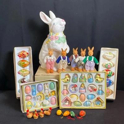 Vintage Easter Decor *Ceramic Rabbits *Easter Tree Ornaments