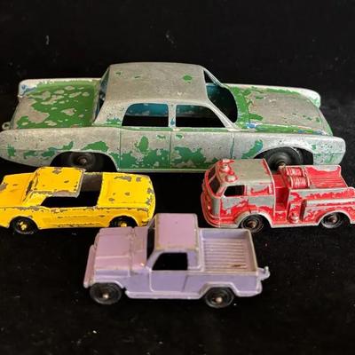 4 Vintage Metal Toy Cars * Hubley * Tootsie Toy 