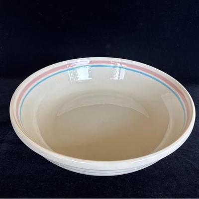 Nice Roseville USA 13” Width Pasta Serving Bowl 