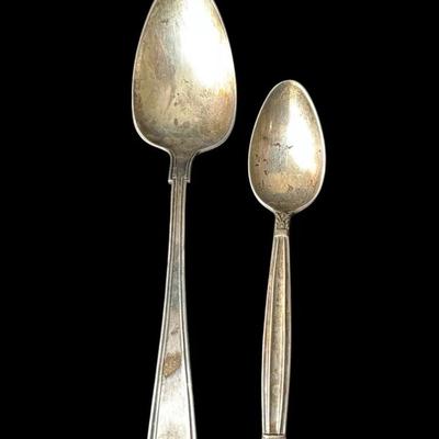 2 Antique Sterling Silver Spoons * Tea and Sugar * 30.3g