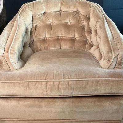 Mid Century Swivel Chair * Swivel 360 Degrees * Tufted * Velvety!
