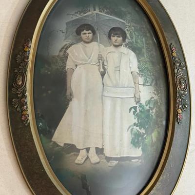 Stunning Framed Photo Taken 1913 * Large * Oval Concave Glass &  Intricate Floral Detail on Frame 