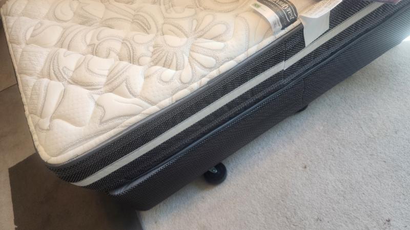 Sale Photo Thumbnail #144