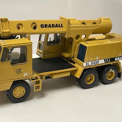 Sale Photo Thumbnail #147