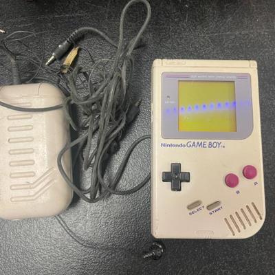 Sale Photo Thumbnail #52: NINTENDO GAME BOY