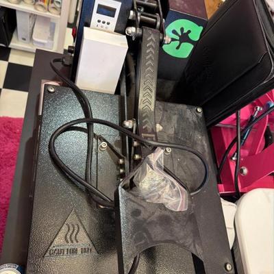 Sale Photo Thumbnail #184