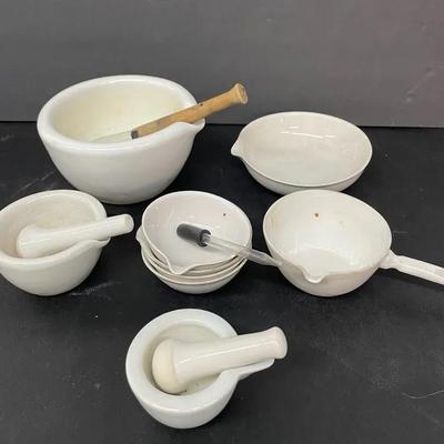 Porcelain Chemistry Labware With Mortar And Pestles, Vintage