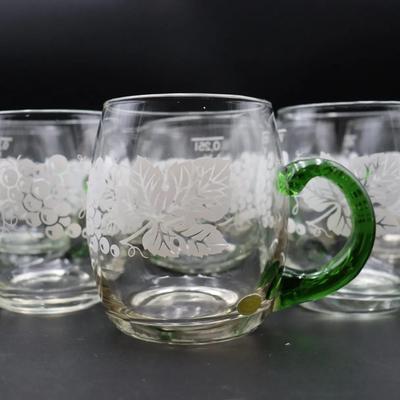 Vienna Wine Glasses with Green Handles (8 count)