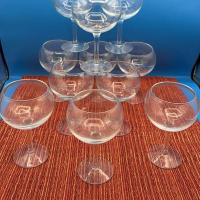 BP498 Set of 12 wine or Champagne Glasses 