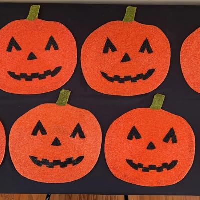 BP556 Beaded Pumpkin Placemats Set Of Eight