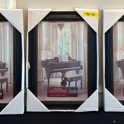 BP530 Set Of Three 11x17 Black Picture Frames