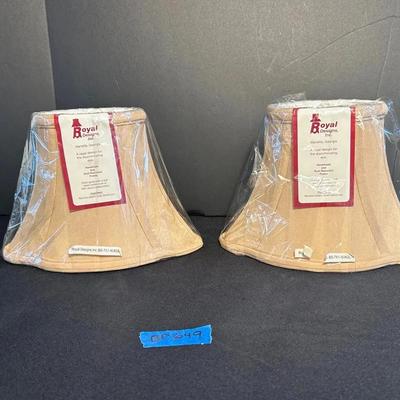 BP649 Royal Designs 7” Champagne Scalloped Lamp Shades