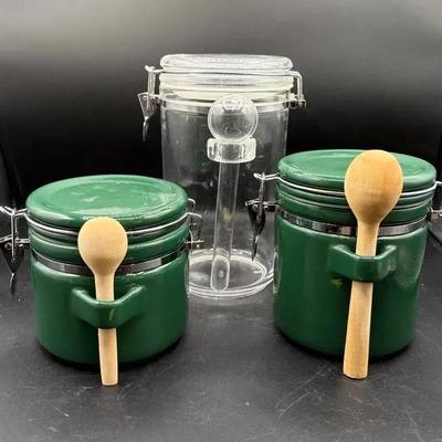 BP594 Airtight Canisters With Spoons