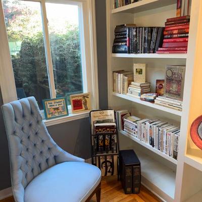 MCM CHAIR AND BOOKS