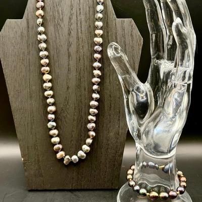 14K Gold Clasped Peacock Overtone Pearl Jewelry Set: Necklace & Bracelet 