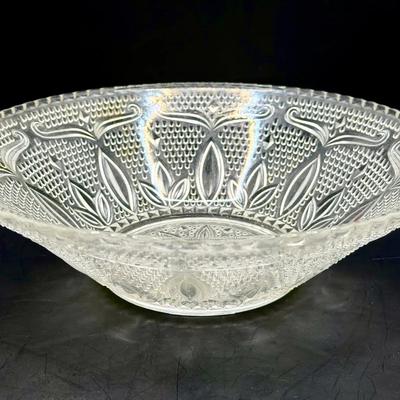 Federal Glass Heritage clear large fruit bow