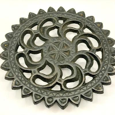 John Wright Inc Metal Trivet