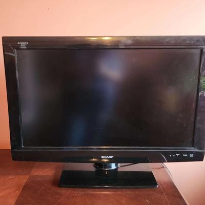 Sharp Aquos 32" TV