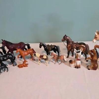 Horse Figurines 