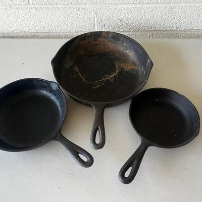 Set Of 3 Cast Iron Pans