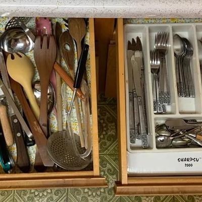 Various Kitchen Utensils 