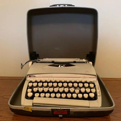 Sears Citation Portable Manual Type Writer 