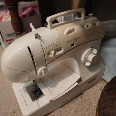 Sale Photo Thumbnail #93