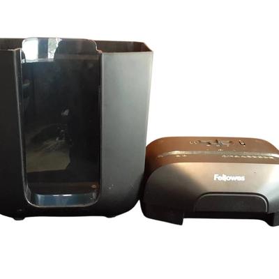 DC301 Fellowes Paper Shredder