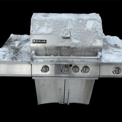 DC614 - Jenn-Air Propane Grill with Rotisserie 