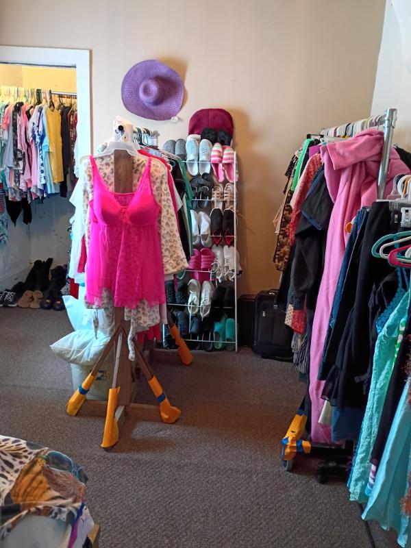 Sale Photo Thumbnail #17