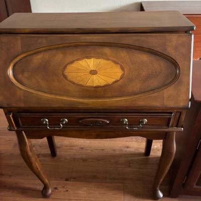 Sale Photo Thumbnail #9