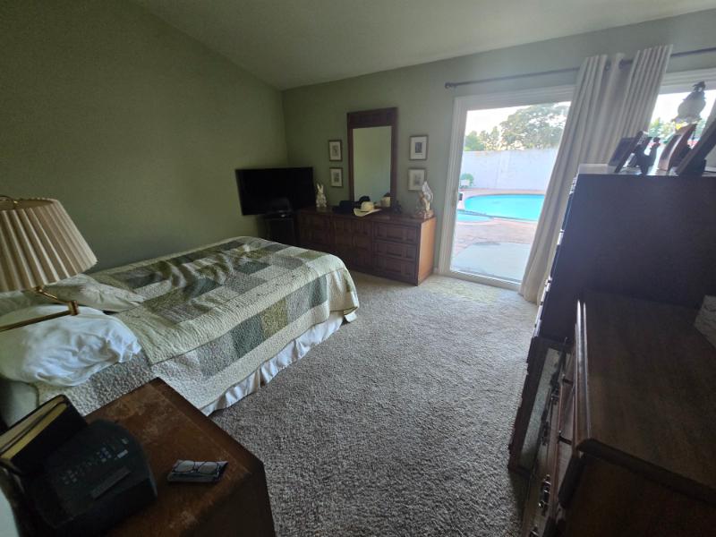 Sale Photo Thumbnail #8