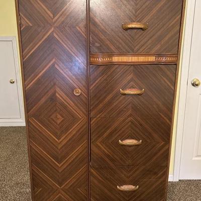 Sale Photo Thumbnail #357