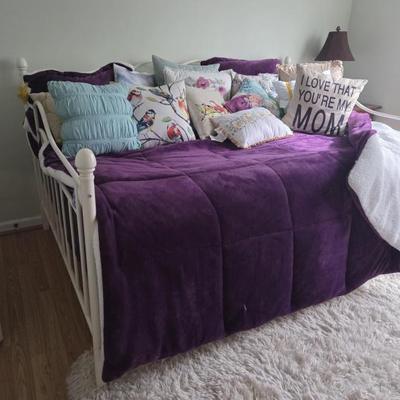 Sale Photo Thumbnail #216