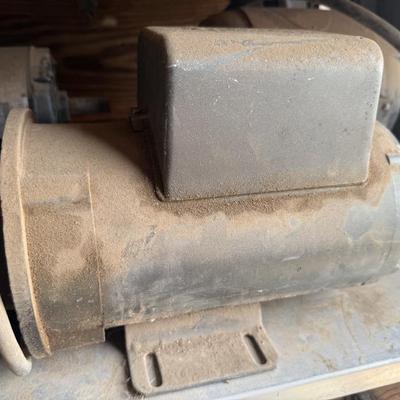 Sale Photo Thumbnail #635