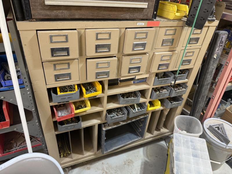 Sale Photo Thumbnail #788