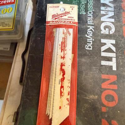 Sale Photo Thumbnail #685