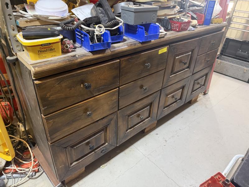 Sale Photo Thumbnail #787