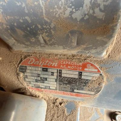 Sale Photo Thumbnail #618