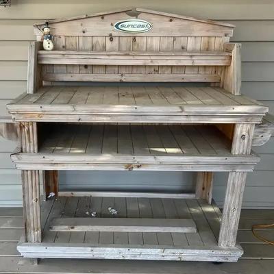Suncast Wood Potting Bench