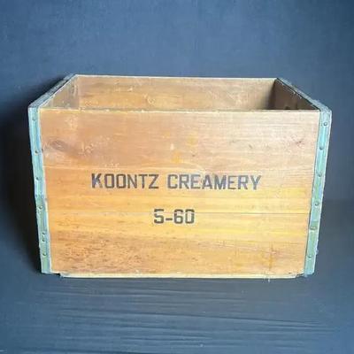 Vintage Koontz Creamery 5-60 Crate 1
