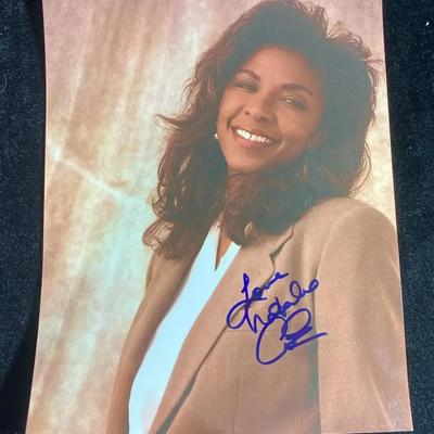 Natalie Cole Autographed Photo