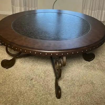 Round Coffee Table 