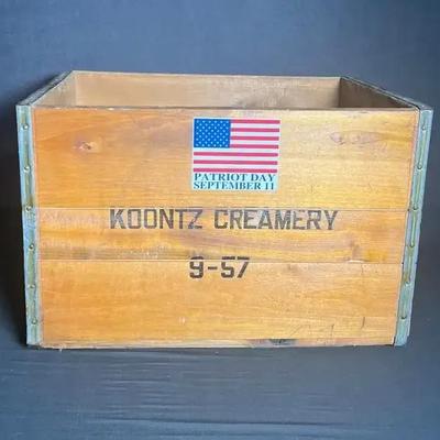 Vintage Koontz Creamery 9-57 Crate 2