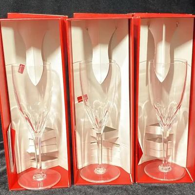 New In Box Baccarat "Vega" Crystal Glass 1
