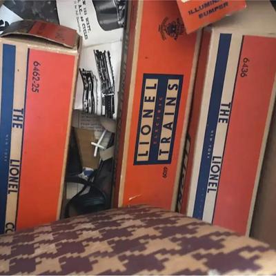Lionel Model Train Accessories Grab Bag 1