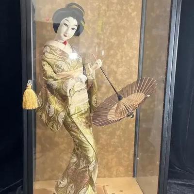 Japanese Geisha Doll 